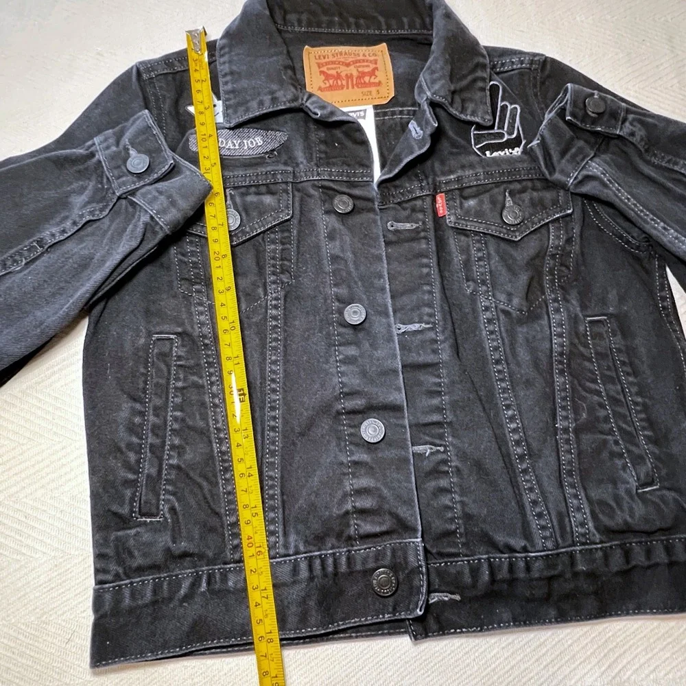 Levis Youth Denim Trucker Jacket Black Wash Fun Patches Size S 8-10 Years